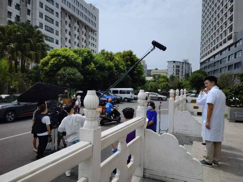 丹巴县广告片拍摄公司低成本实现高规格制作的诀窍